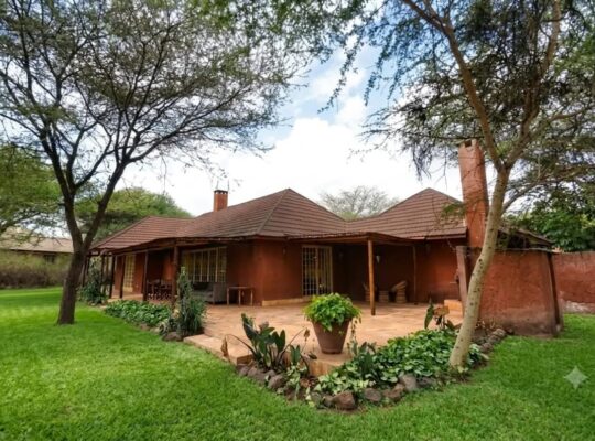 3 BDR POOL-HOME,$360,000 AT KILI GOLF,ARUSHA.